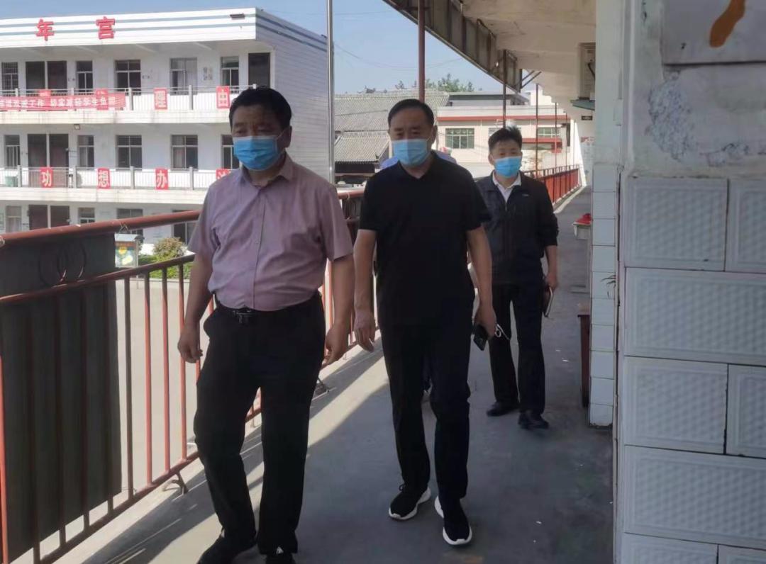西出阳关无故人,龙蛇作伴谁敢跟是什么生肖打一动物全面释义、前沿解答解释落实